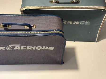 VINTAGE-KOFFER, 60`ER JAHRE, AIRLINES, 2 STEWARDESSEN-KOFFER
